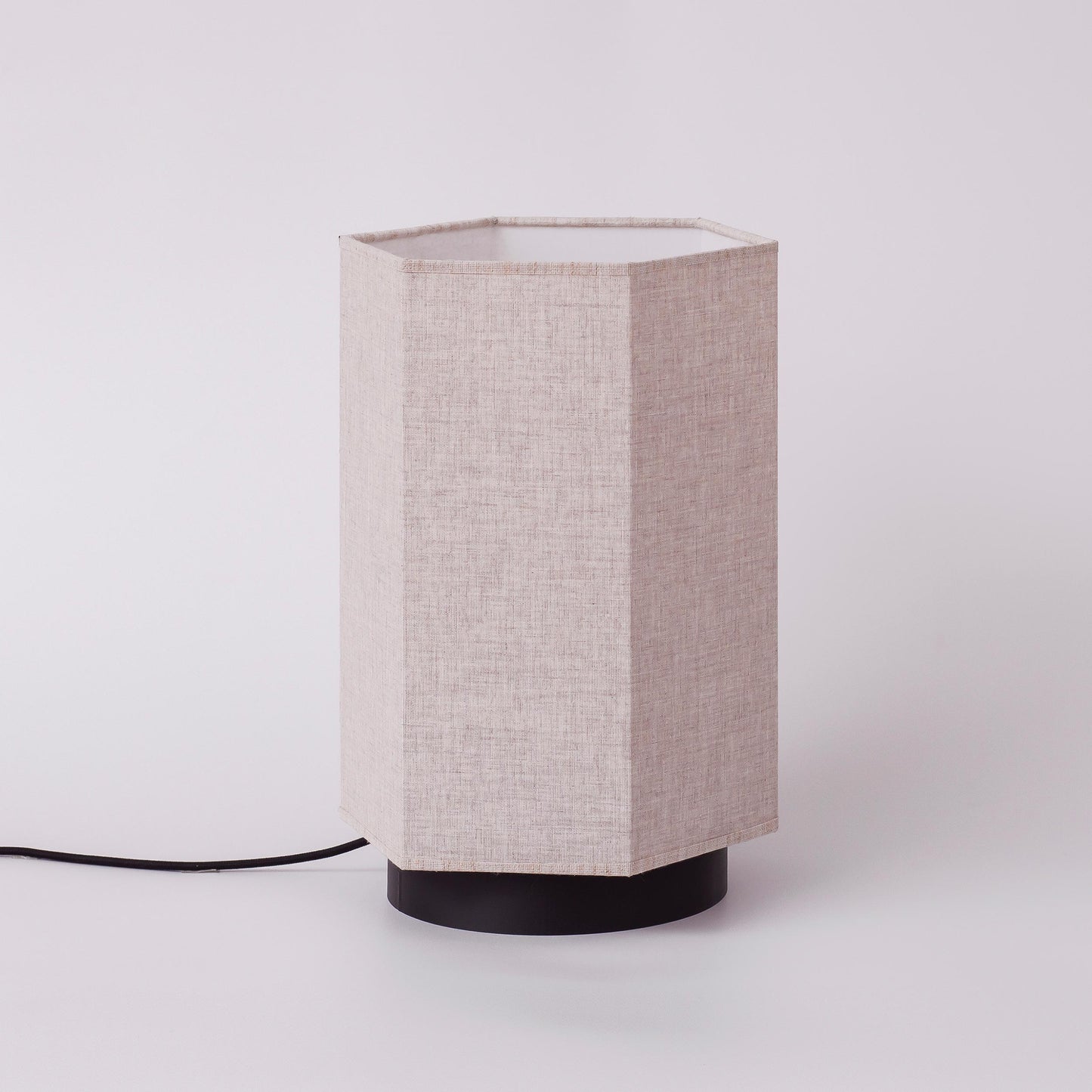 Roxi Table Media